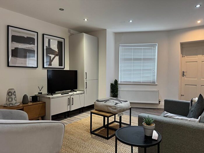 2 Bedroom Flat To Rent In West Cliff, Preston, PR1