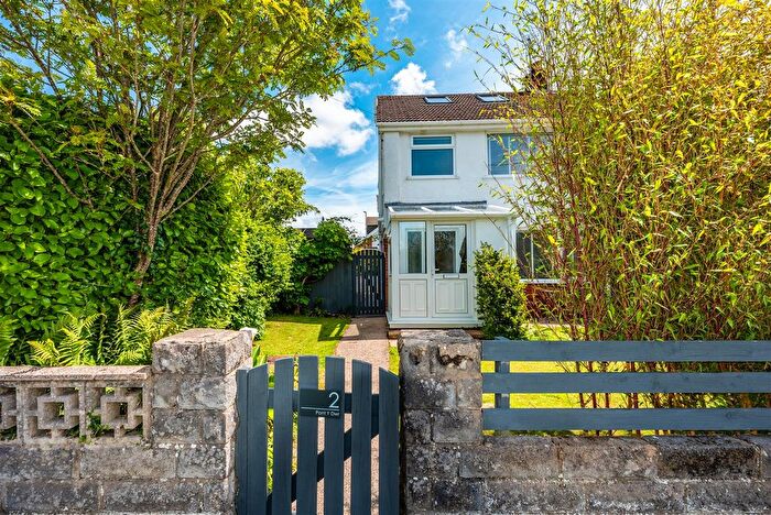 4 Bedroom Semi-Detached House For Sale In Pantydwr, Three Crosses, Swansea, SA4