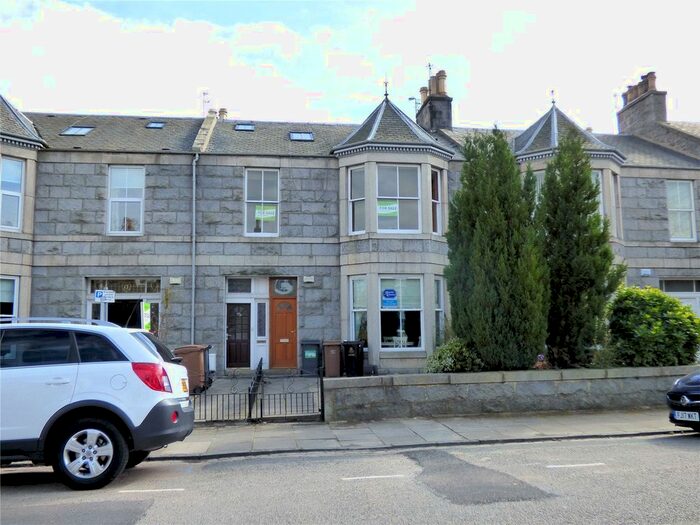 2 Bedroom Flat To Rent In Gladstone Place, Aberdeen, AB10