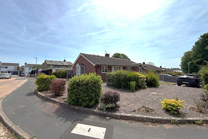 2 Bedroom Bungalow For Sale In Lime Close, Ware, SG12