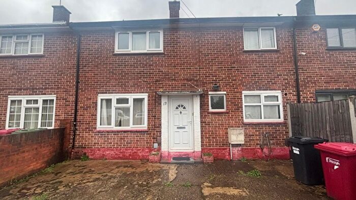 3 Bedroom Terraced House To Rent In The Frithe, Slough, Berkshire, SL2