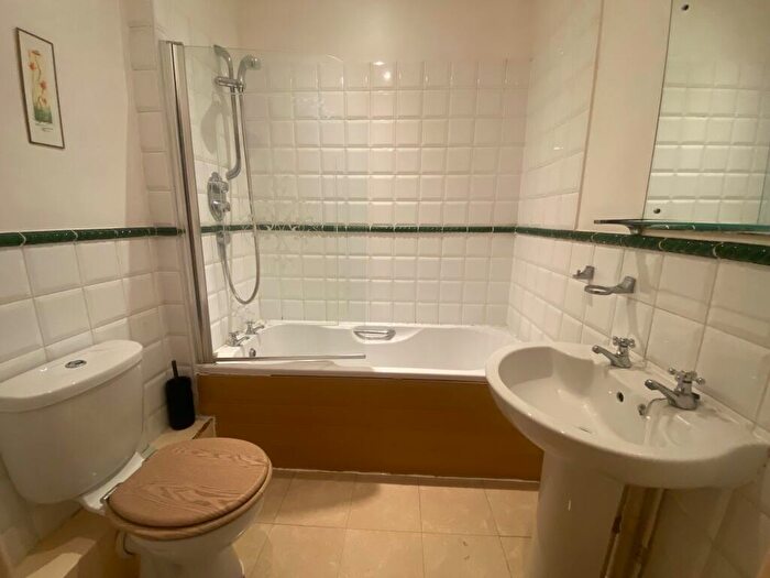 2 Bedroom Apartment To Rent In Belwell Lane, Sutton Coldfield, B74