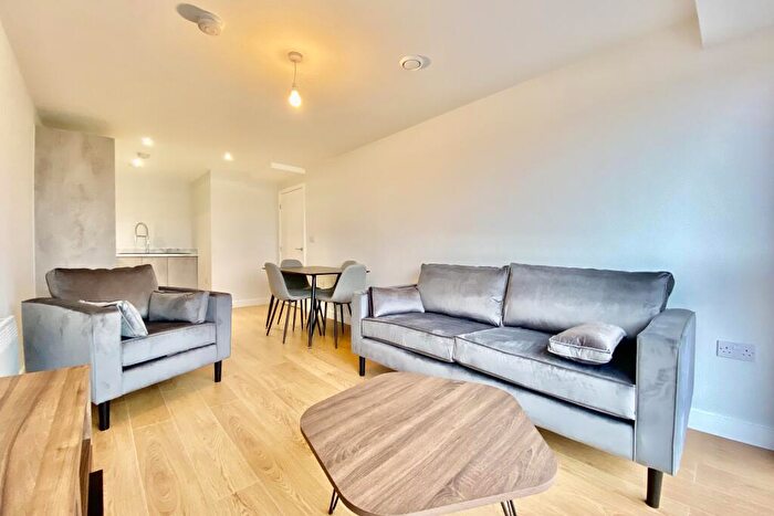 2 Bedroom Apartment To Rent In Victoria Riverside, Hunslet Road, Leeds, LS10