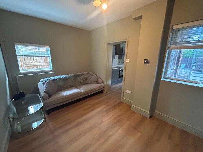 1 Bedroom Flat To Rent In Watt Close, Bromsgrove, B61