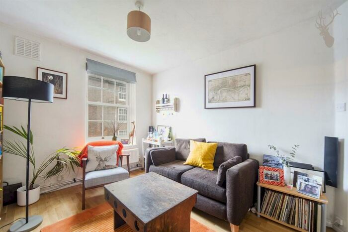 2 Bedroom Flat To Rent In Bromley High Street, Bow, London, E3