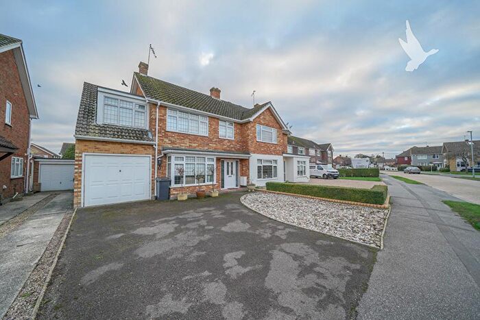 4 Bedroom Semi-Detached House For Sale In Long Brandocks, Writtle, CM1
