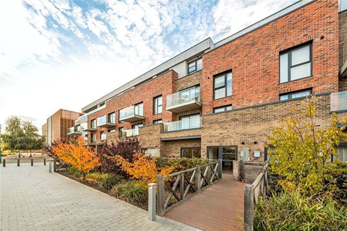 2 Bedroom Flat To Rent In Darlington House, Merlin Drive, Fletton Quays, PE2