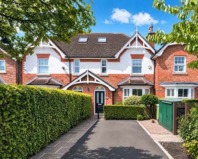 3 Bedroom Terraced House For Sale In Cumber Lane, Wilmslow, SK9
