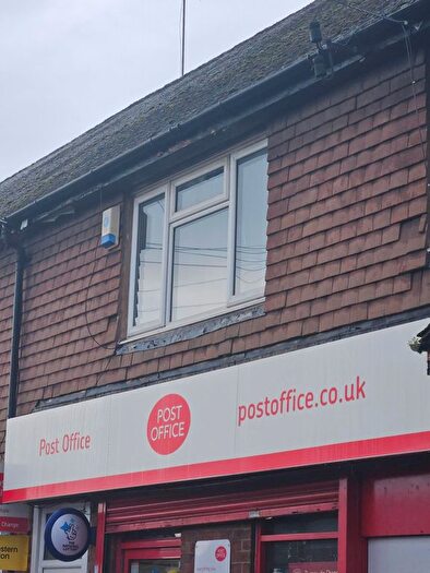 2 Bedroom Flat To Rent In A Baginton Road, Styvechale, Coventry, CV3