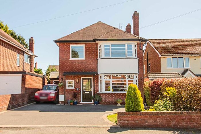 3 Bedroom Detached House For Sale In Manor Avenue, Cannock, WS11