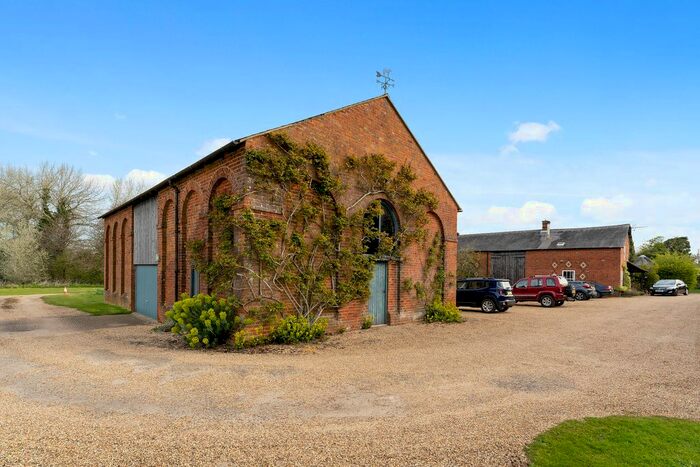 4 Bedroom Barn Conversion For Sale In Upwick Green, Albury, SG11