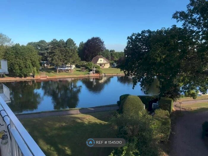 2 Bedroom Flat To Rent In Riverside Road, Staines-Upon-Thames, TW18