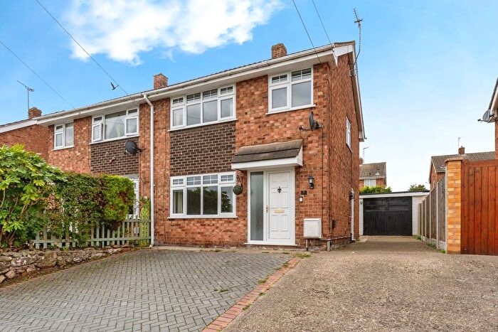 3 Bedroom Semi-Detached House For Sale In Ffordd Madoc, Wrexham, Clwyd, LL12