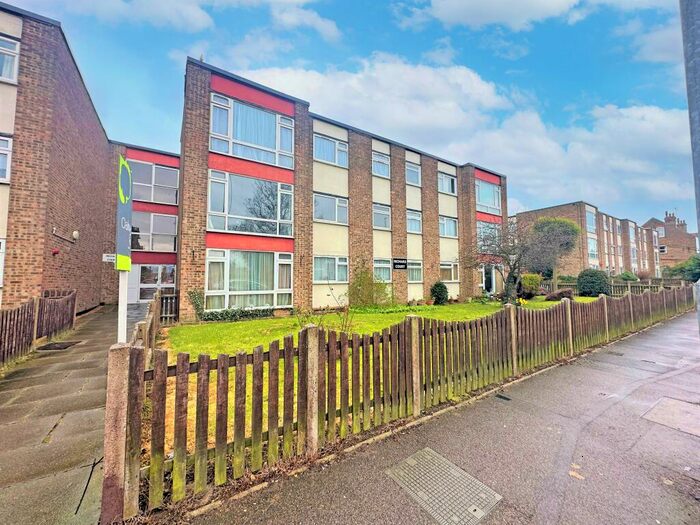 2 Bedroom Flat To Rent In Lower Northdown Avenue, Cliftonville, CT9