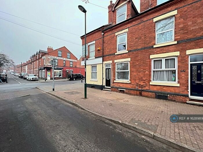 3 Bedroom Terraced House To Rent In Kentwood Road, Nottingham, NG2
