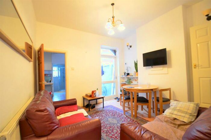 4 Bedroom Terraced House To Rent In Selly Oak, Birmingham, B29