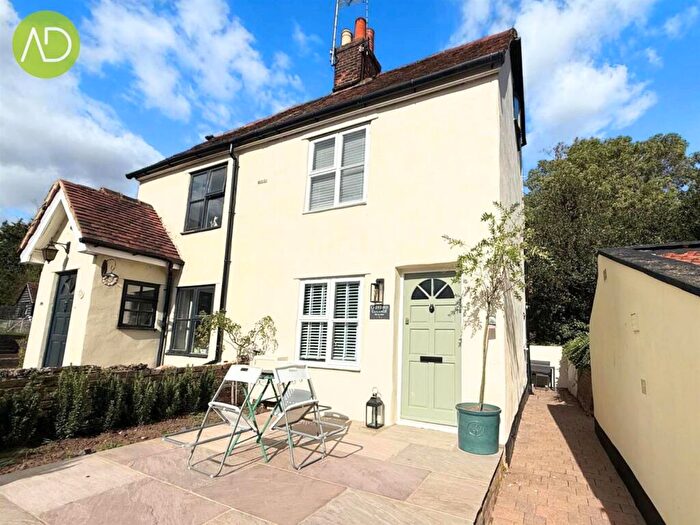 2 Bedroom Cottage To Rent In Rye Street, Bishop's Stortford, CM23