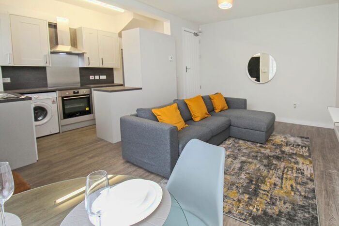 3 Bedroom Terraced House To Rent In Talbot Terrace, Burley, Leeds, LS4