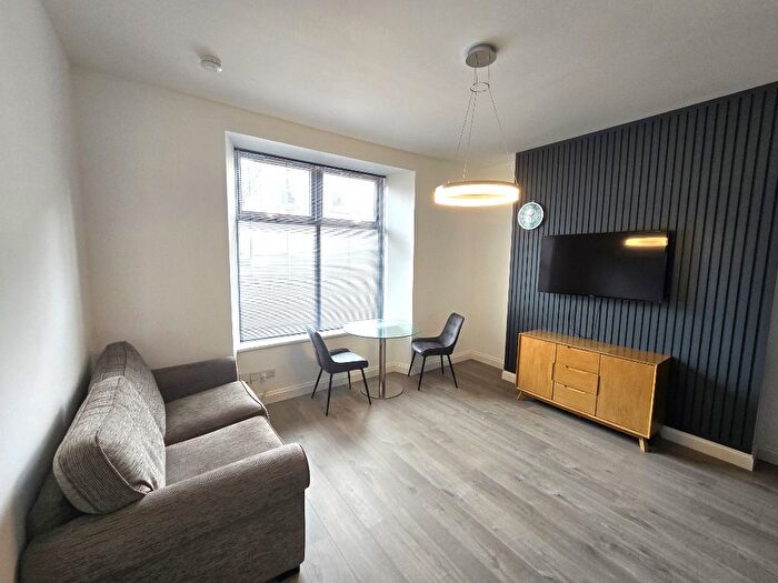 1 Bedroom Flat To Rent In Claremont Street, City Centre, Aberdeen, AB10
