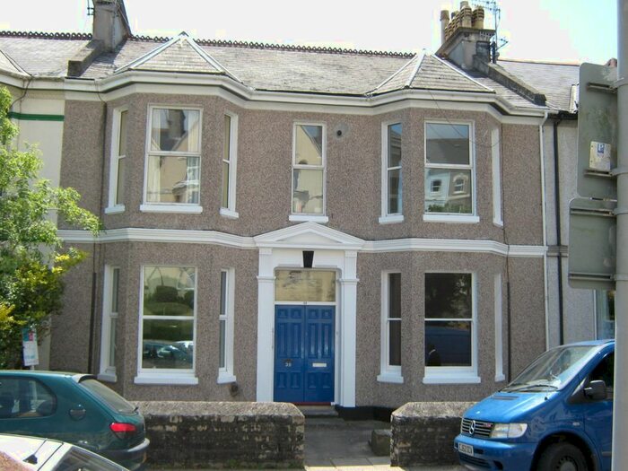 1 Bedroom Flat To Rent In Connaught Avenue, Mannamead, Plymouth PL4