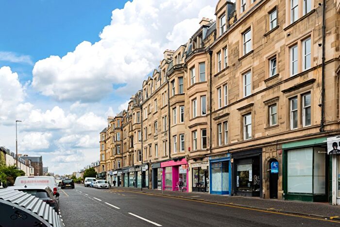 1 Bedroom Flat For Sale In / Lochrin Buildings, Edinburgh, EH3