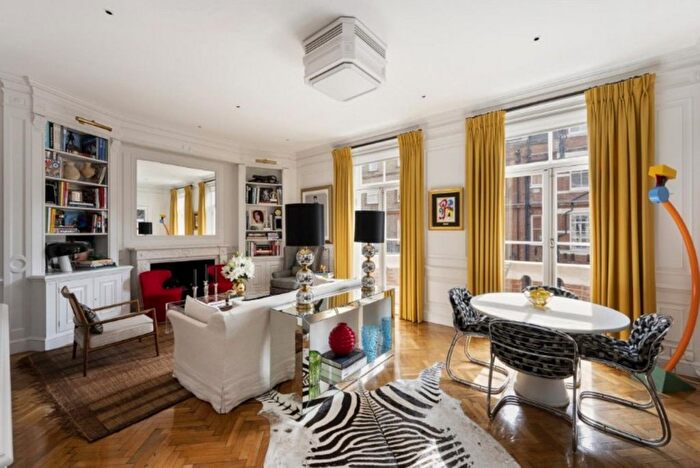 1 Bedroom Flat To Rent In Egerton Gardens, Knightsbridge, SW3