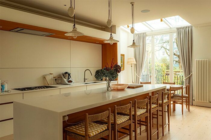 5 Bedroom Terraced House To Rent In Blenheim Crescent, Notting Hill, W11