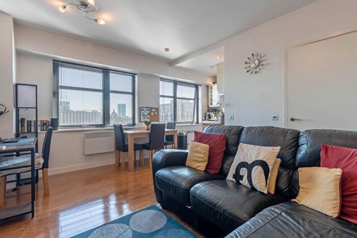 2 Bedroom Flat To Rent In Brindley House, Newhall Street, Birmingham, B3