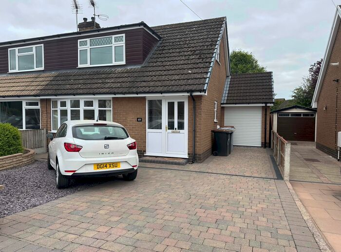 3 Bedroom Semi-Detached House To Rent In Ashcroft Avenue, Shavington, CW2