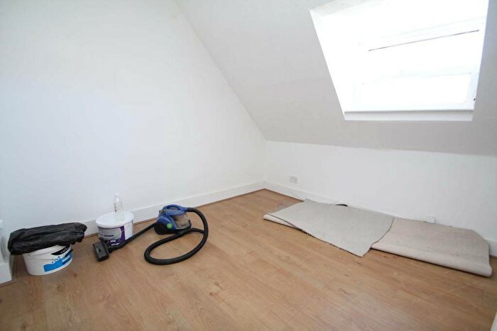 1 Bedroom Flat To Rent In Grand Parade, Brighton, East Sussex, BN2