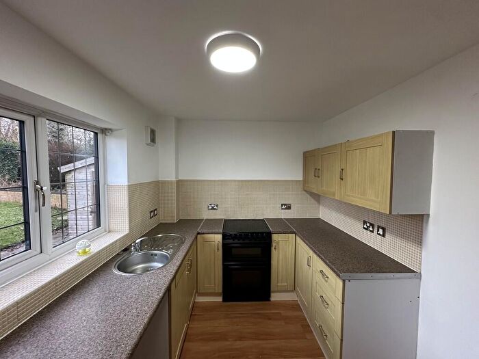 2 Bedroom Semi-Detached House For Sale In Somerset Close, Tamworth, B78