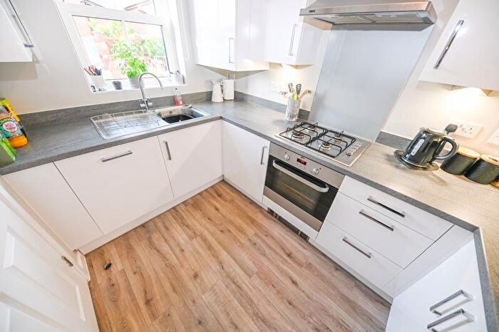 2 Bedroom Semi Detached House To Rent In Pakenham Road, Waterlooville, PO7