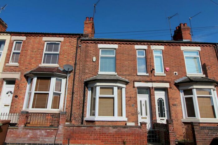 3 Bedroom Terraced House To Rent In Knox Road Wellingborough, NN8