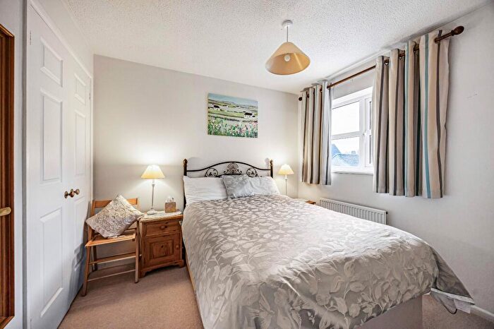 3 Bedroom Semi-Detached House For Sale In Braybrooke Close, Tetbury, GL8