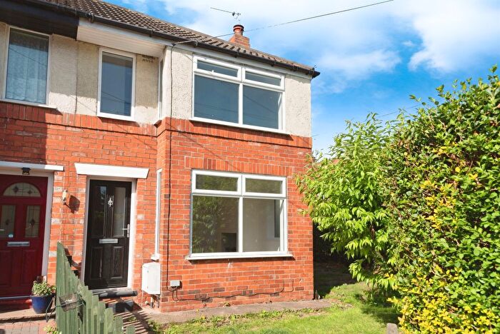 2 Bedroom End Of Terrace House For Sale In Cherry Tree Lane, Beverley, HU17