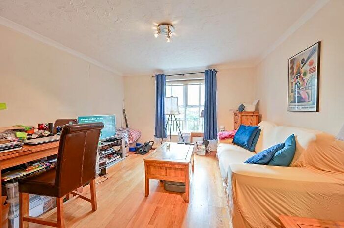 1 Bedroom Flat For Sale In Midland Terrace, London, NW10