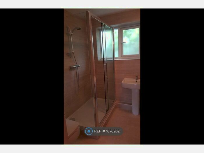 1 Bedroom Flat To Rent In Willenhall Road, London, SE18