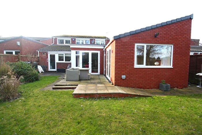 4 Bedroom Detached House For Sale In Passmore, Tinkers Bridge, Milton Keynes, MK6