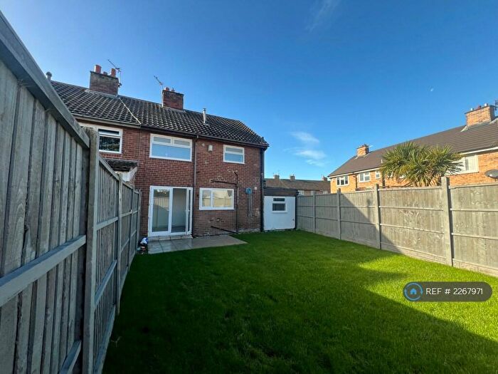 3 Bedroom Semi-Detached House To Rent In Lower Hey, Liverpool, L23
