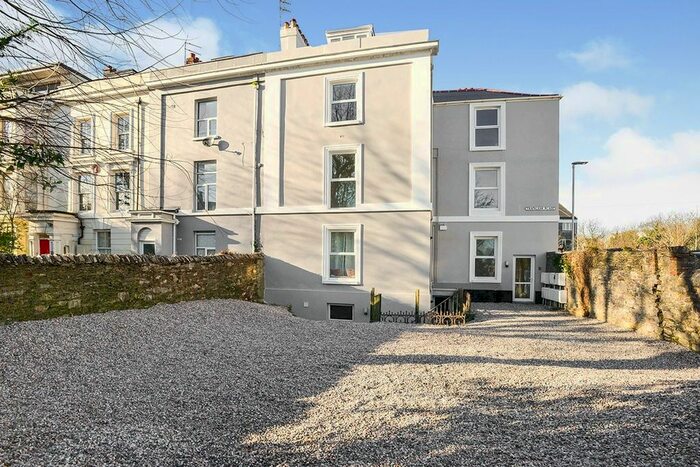 1 Bedroom Flat To Rent In Devonport Road, Plymouth PL1