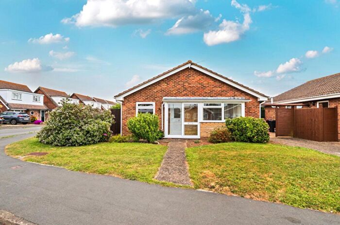 2 Bedroom Detached Bungalow For Sale In Malthouse Road, Selsey, PO20