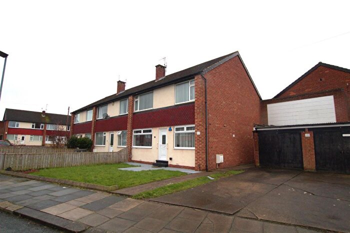 2 Bedroom Flat To Rent In Samaria Gardens, Middlesbrough, TS5