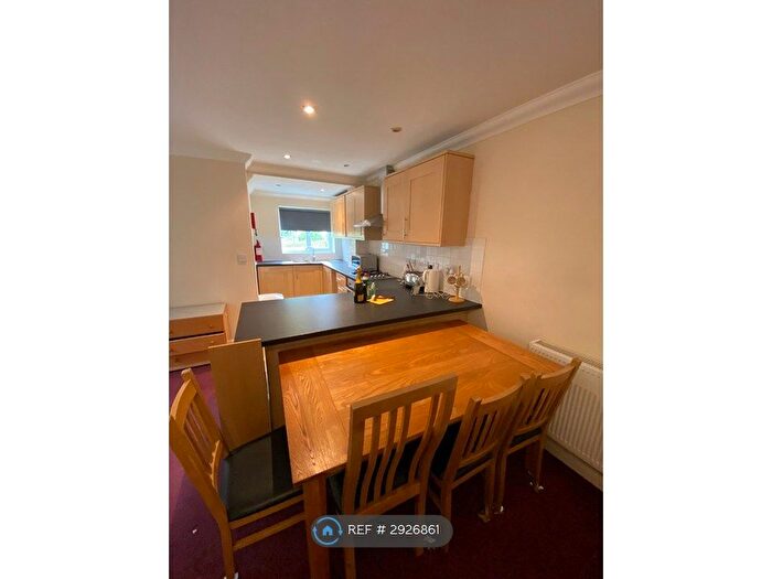 3 Bedroom Semi-detached House To Rent In Hunts Close, Guildford, GU2