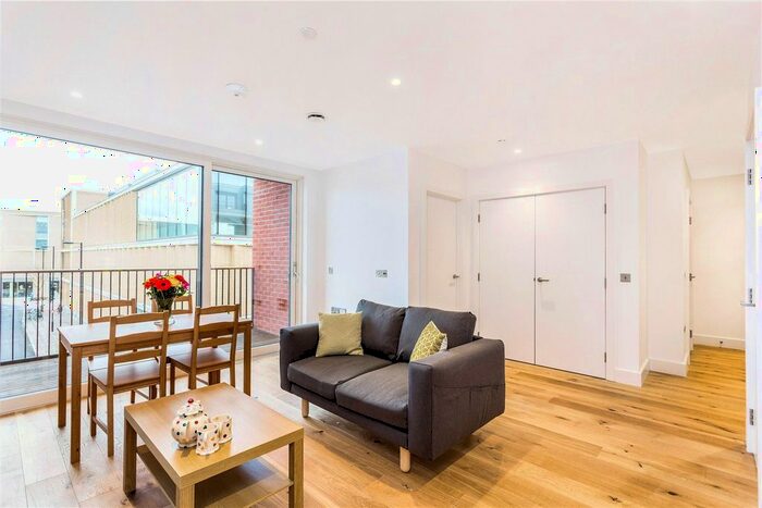 1 Bedroom Flat To Rent In Mill Stream House, Norfolk Street, Oxford, OX1