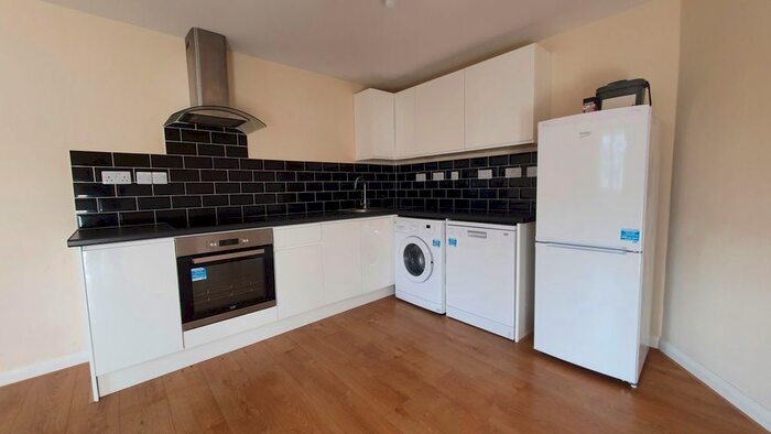 1 Bedroom Flat To Rent In Rudyard Court, G St Albans Rd, Watford, WD17