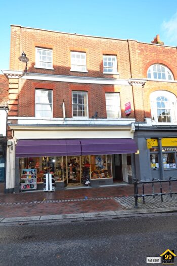 1 Bedroom Flat To Rent In Flat, Godalming, Surrey, GU7