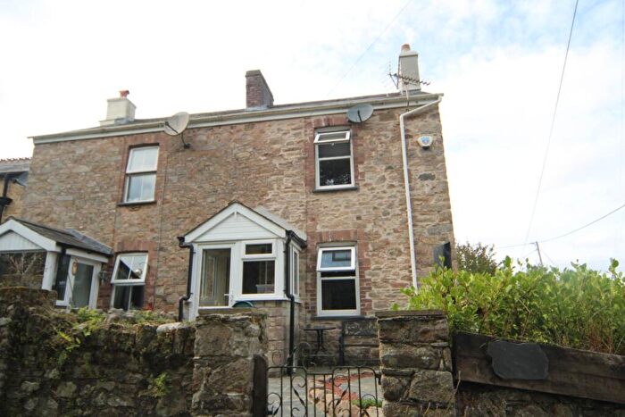 2 Bedroom Cottage For Sale In Chilsworthy, Gunnislake, PL18