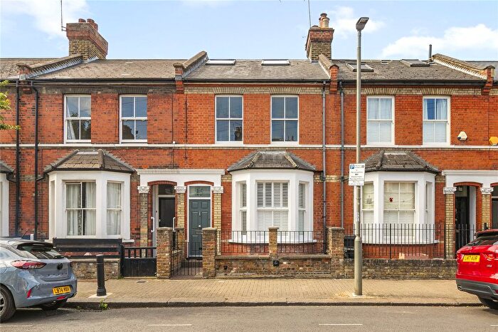4 Bedroom Terraced House To Rent In Prairie Street, London, SW8