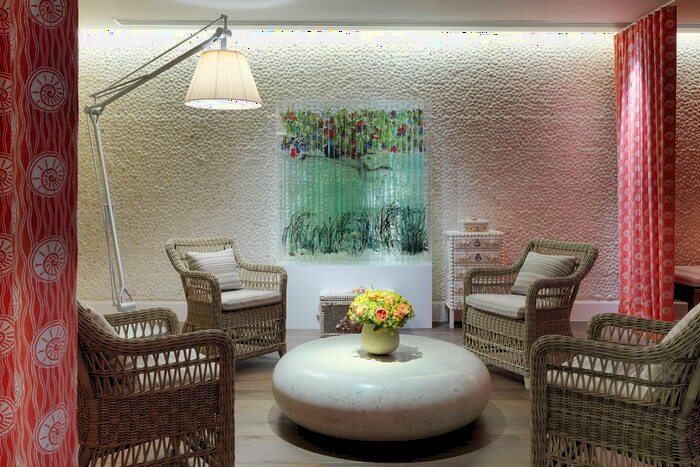 2 Bedroom Flat To Rent In Denman Place, Soho, London, W1D