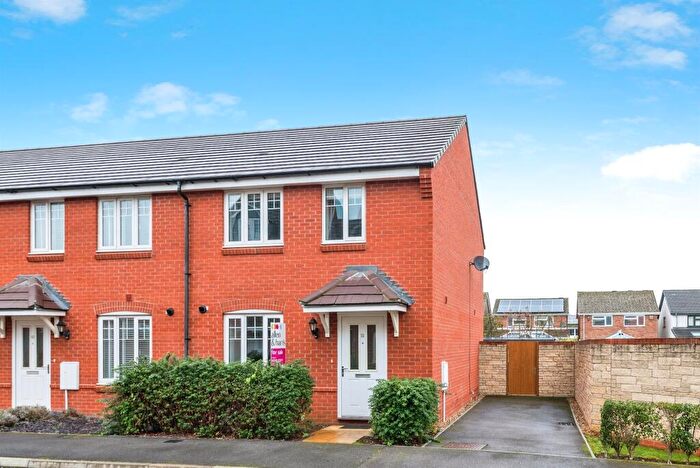 2 Bedroom End Of Terrace House For Sale In King Street, Abingdon, OX14